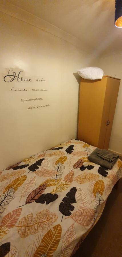 Spacious&Serene Stay near Milton Keynes centre Willen Exterior foto